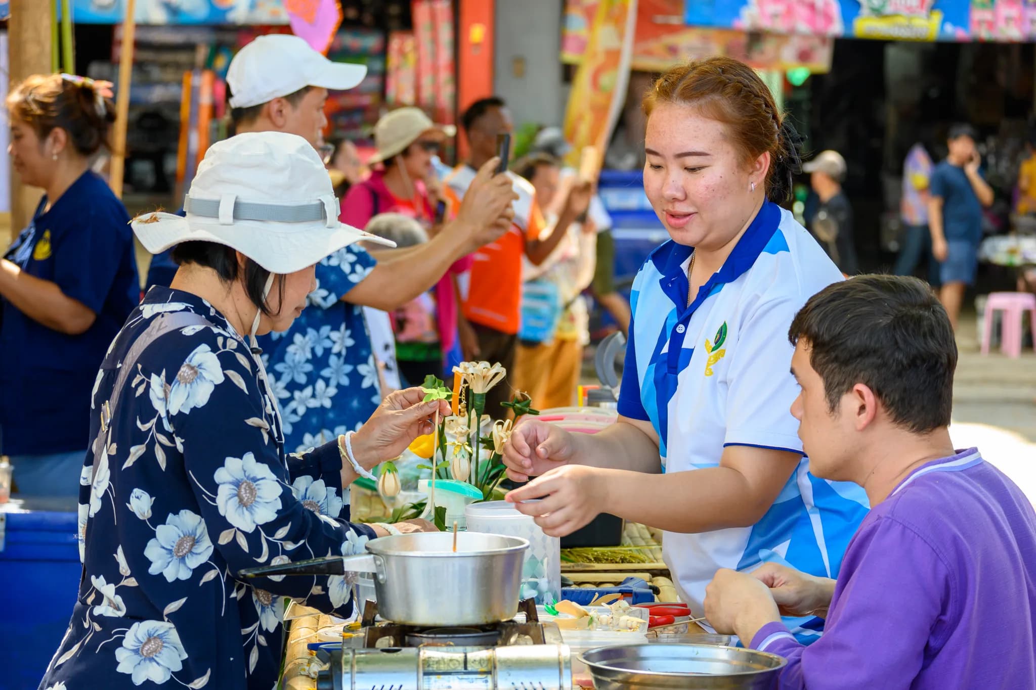 ยล เยือน เมืองเชียงแสน : สงกรานต์บ้านฉัน  สีสันวิถีถิ่นวิถีไทย สุขไกลทั่วโลก