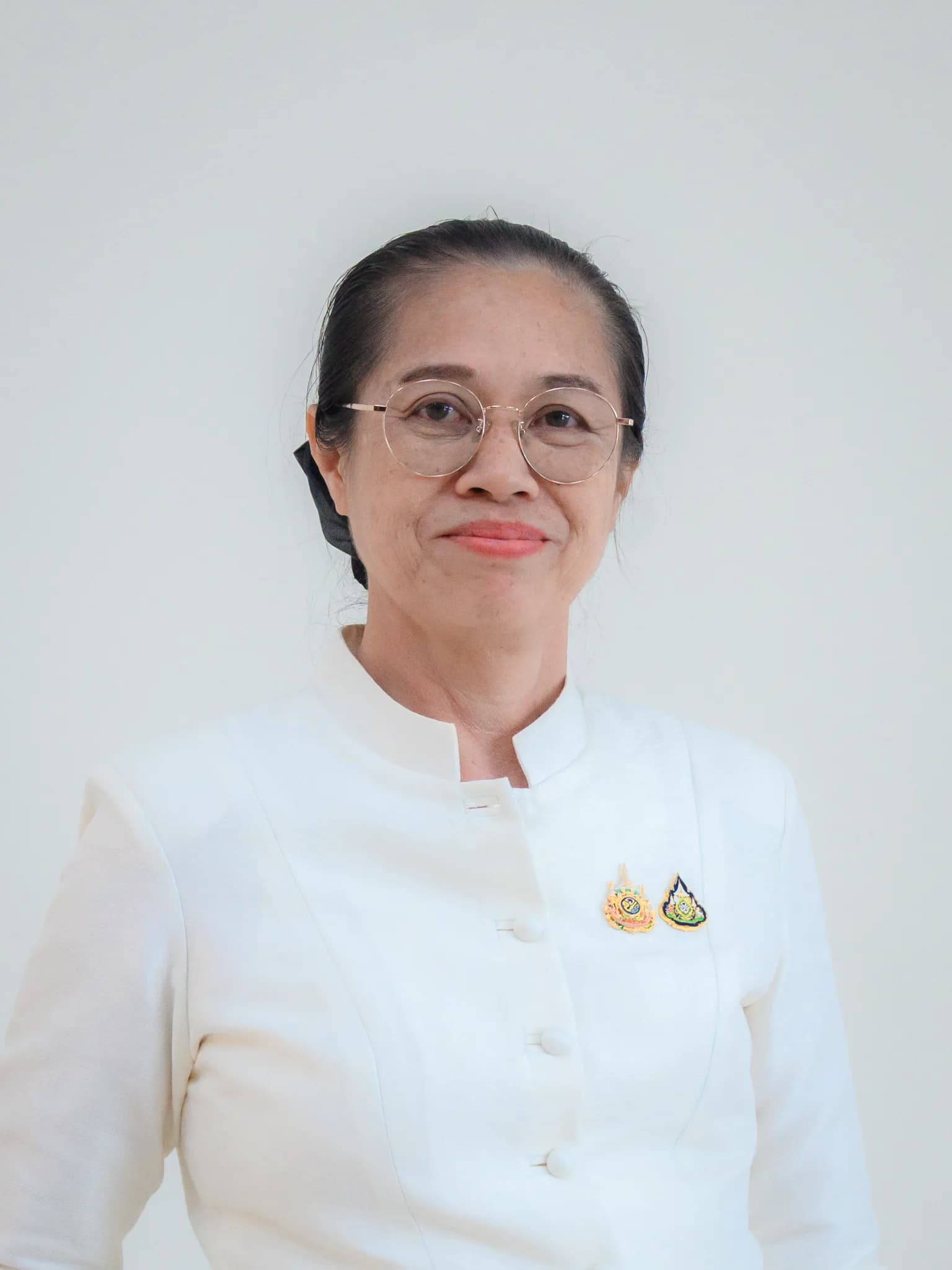 สายสุรีย์ ทิพย์อ้าย